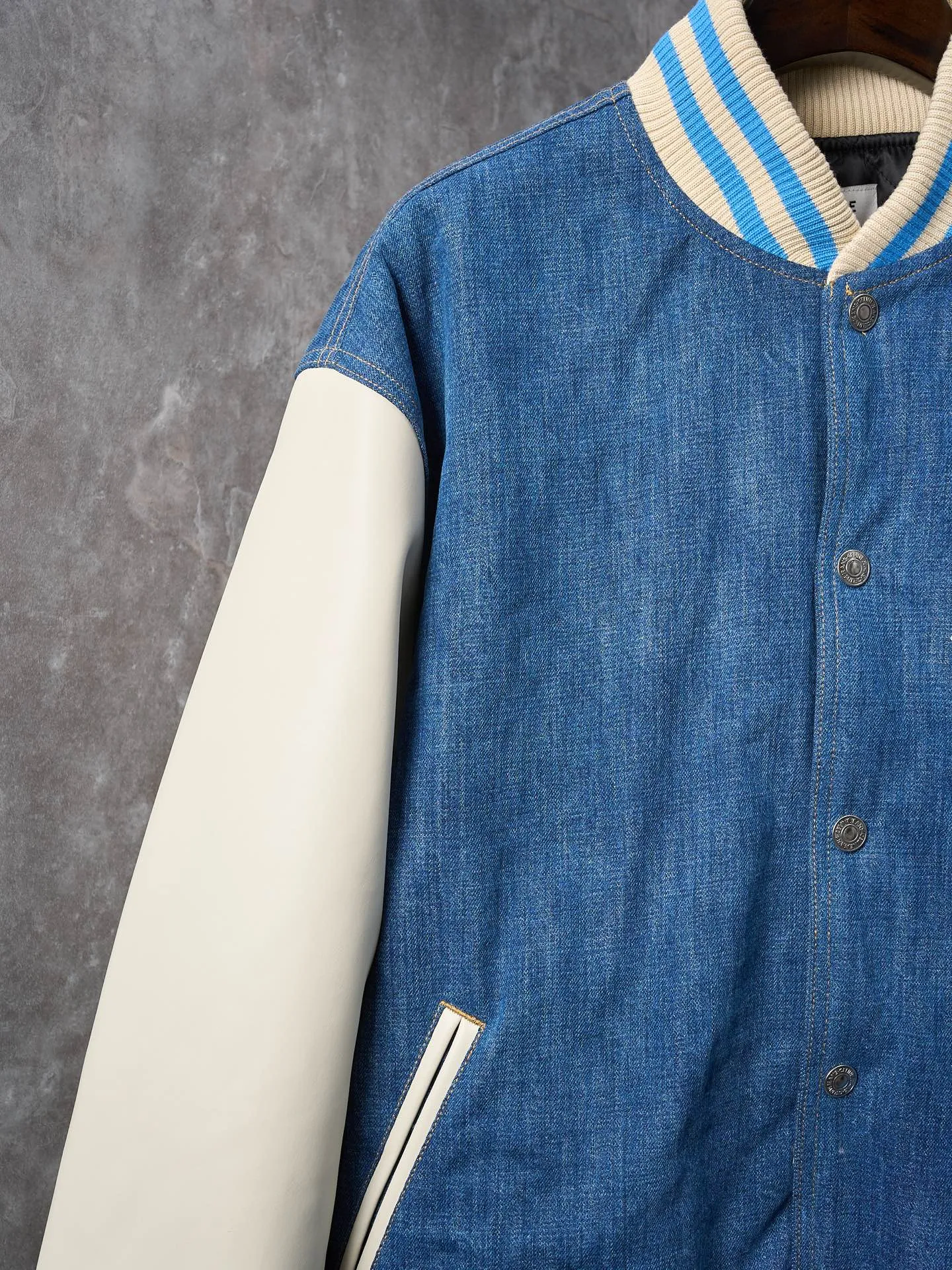 [Real auction] Celine/Celine Arc de Triomphe washed denim patchwork baseball jacket [In Stock] S M L XL